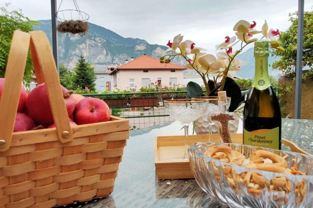 Alloggio Con Idromassaggio E Super Vista Nave San Felice Luaran gambar